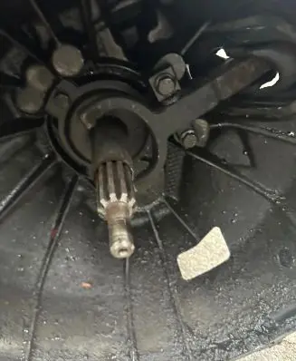 Manual 5 speed gearbox