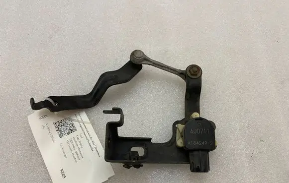 Ford Kuga III Air suspension front height level sensor 6J0711 A1842492