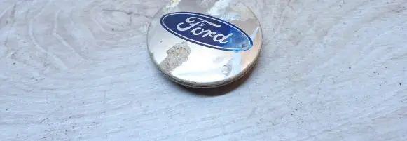 Ford Mondeo Mk III Original wheel cap 1S711000aa 0408