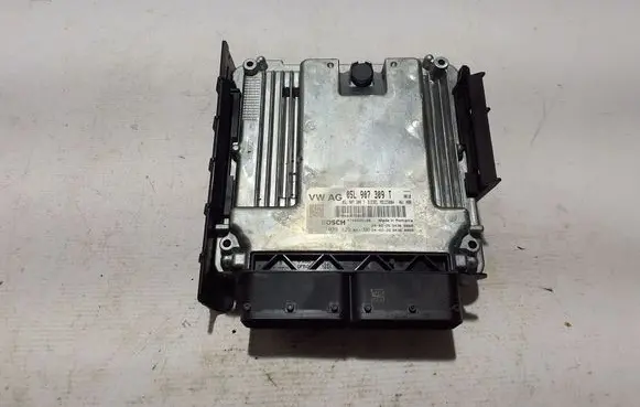 Skoda Karoq Engine control unit/module 05L907309T