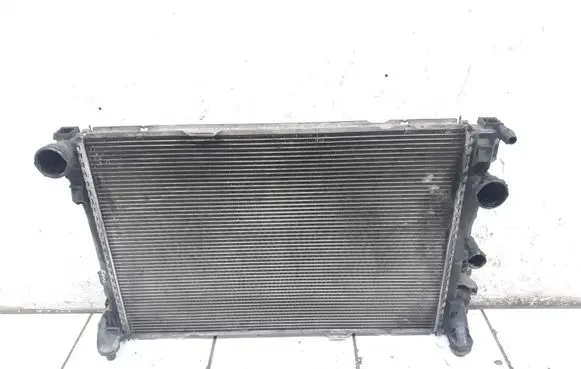 Mercedes-Benz CLS C218 X218 Coolant radiator A0995002703