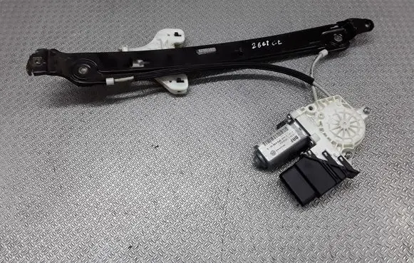 Seat Toledo III (5P) Rear door window regulator with motor 5P0839461A