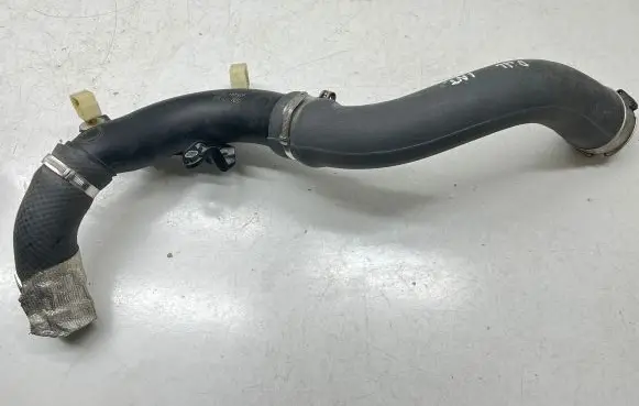 Nissan Pulsar Intercooler hose/pipe 6671008 144609321