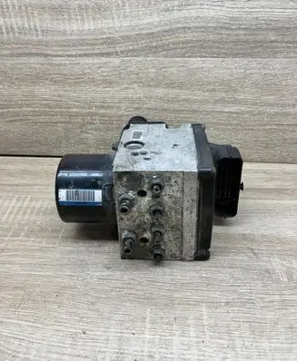 Volkswagen PASSAT B6 ABS Pump 3C0614095M 15747502B