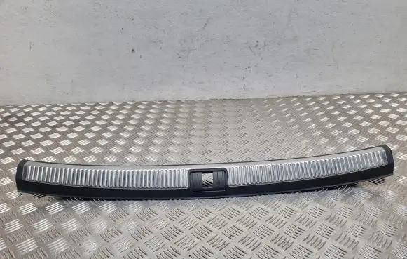 Seat Exeo (3R) Trunk/boot sill cover protection 8E9864483C