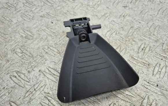 Windshield/windscreen camera