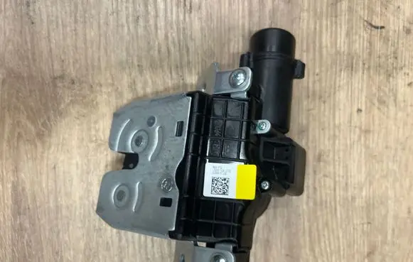 Hyundai Tucson IV NX4 Tailgate/trunk/boot lock/catch/latch 81800P2100