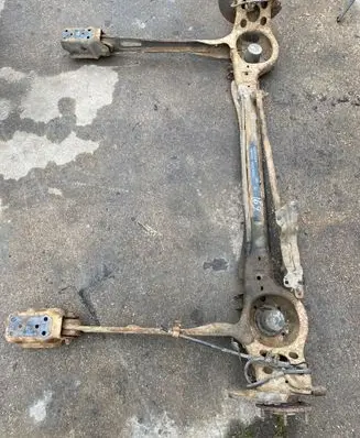 Chrysler Grand Voyager V Rear axle beam 