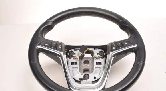 Opel Zafira C Steering wheel 13351029