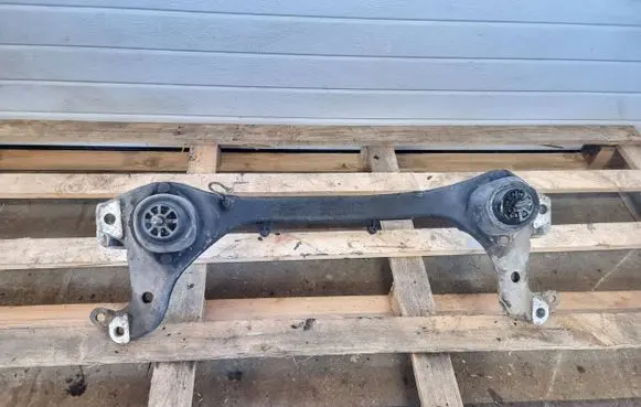 Volkswagen Touareg I Front subframe 7l6199207 7l6199131c