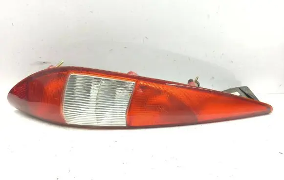Ford Mondeo Mk III Rear/tail lights 1S7113405C