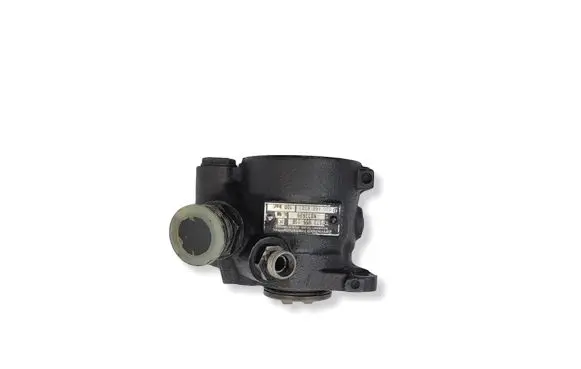 Mercedes-Benz Vito Viano W639 Power steering pump A0004666701
