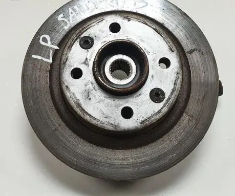 Dacia Sandero Front wheel hub