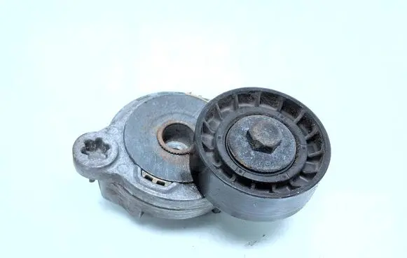 Volvo S80 Generator/alternator belt tensioner 31330379