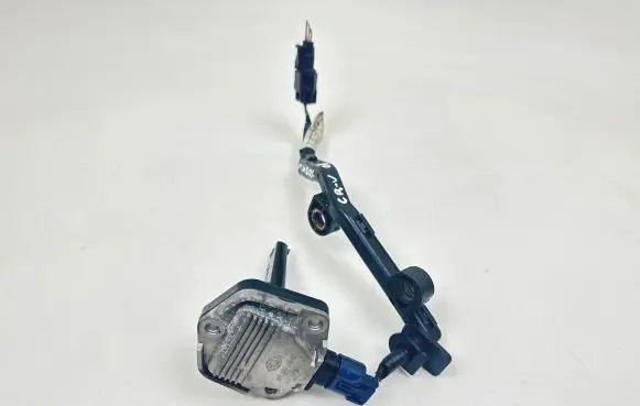 Honda CR-V Oil level dip stick 6PR00921000