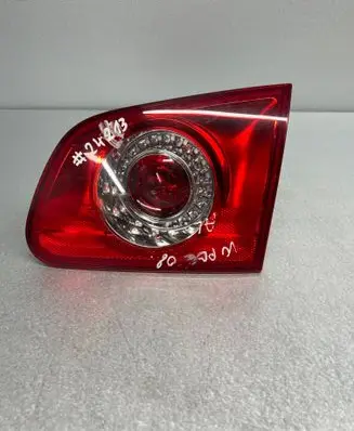 Volkswagen PASSAT B6 Tailgate rear/tail lights ---
