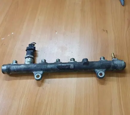 Suzuki Grand Vitara I Fuel main line pipe 8200396999 0445214078 031495