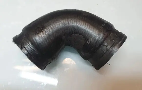 Ford Focus Intercooler hose/pipe