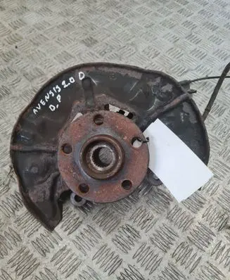 Toyota Avensis T250 Front wheel hub