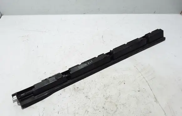 Volvo S90, V90 Sill supporting ledge 31447323