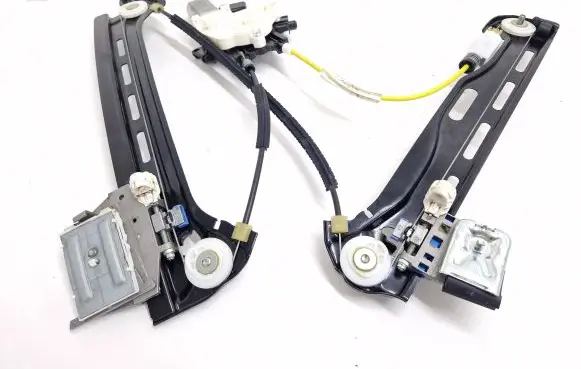 Mercedes-Benz CLS C218 X218 Rear door window regulator with motor A2078200642 934531100 7746028100