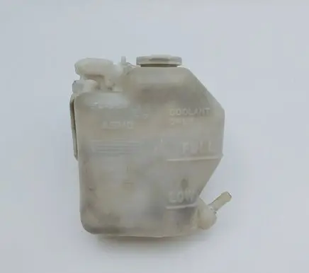 Mazda Premacy Coolant expansion tank/reservoir 823021120