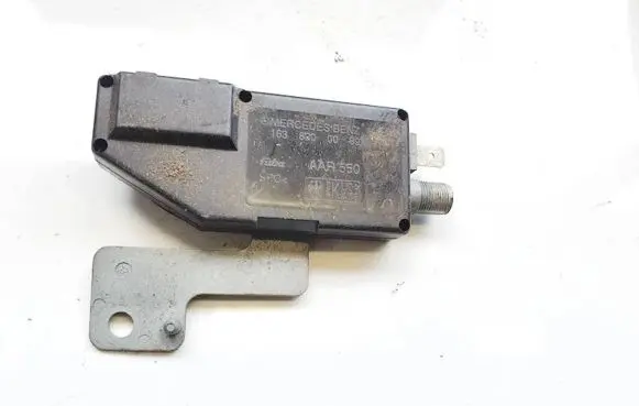 Mercedes-Benz ML W163 Antenna control unit 1638200089 aar550