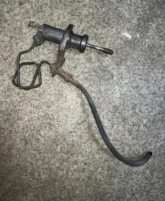 BMW 3 E46 Clutch slave cylinder 21526785966