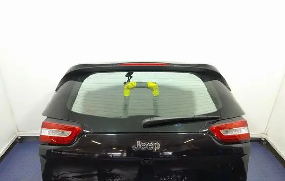 Jeep Grand Cherokee Tailgate/trunk/boot lid 