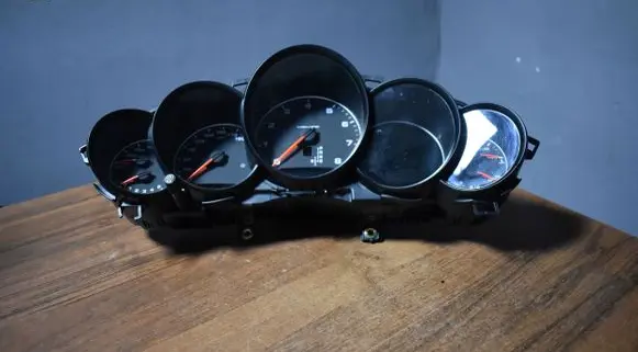 Porsche Panamera (970) Speedometer (instrument cluster) 97064114657
