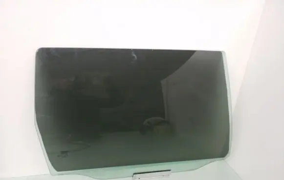 Volvo V70 Rear door window glass