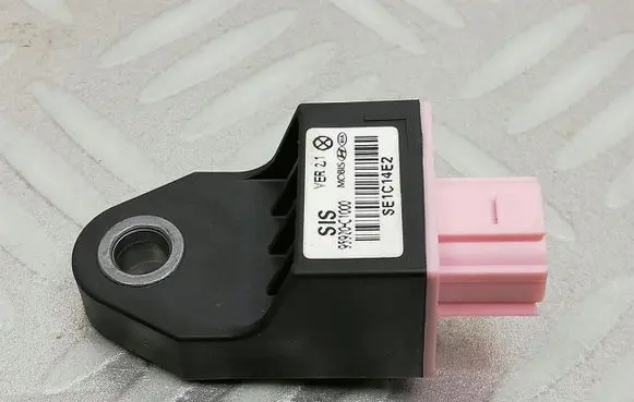 Hyundai Sonata LF Airbag deployment crash/impact sensor 95920-C1000
