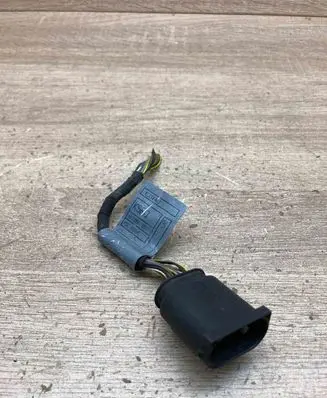 BMW 1 E81 E87 Plug wire 19293471 46738905