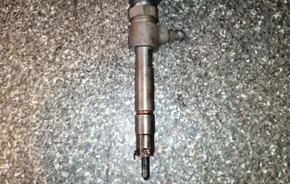 Alfa Romeo 147 Fuel injector 0445110119