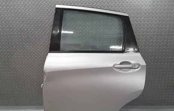 Rear door