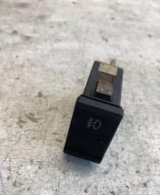 Fog light switch