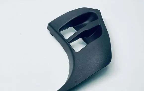 Foot area side trim