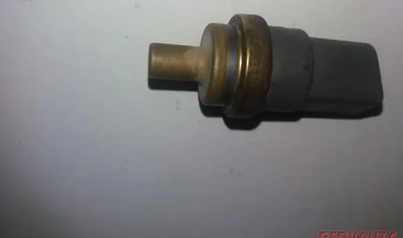Audi A4 S4 B5 8D Coolant temperature sensor 06A919501