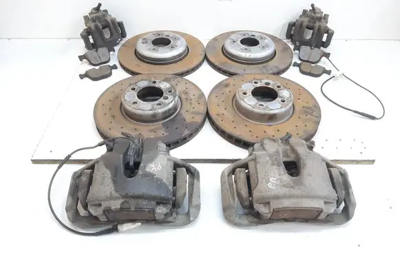 BMW 5 E60 E61 Brake discs and calipers set 