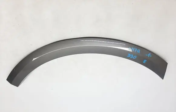 Audi Q8 Rear arch trim 4M8853818E
