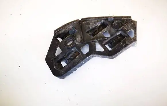 Volkswagen Polo IV 9N3 Front bumper mounting bracket 6q0807184a