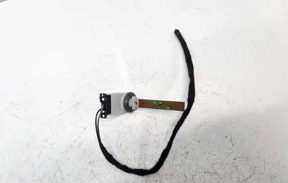 Volkswagen Touran I Interior temperature sensor 4B0820539