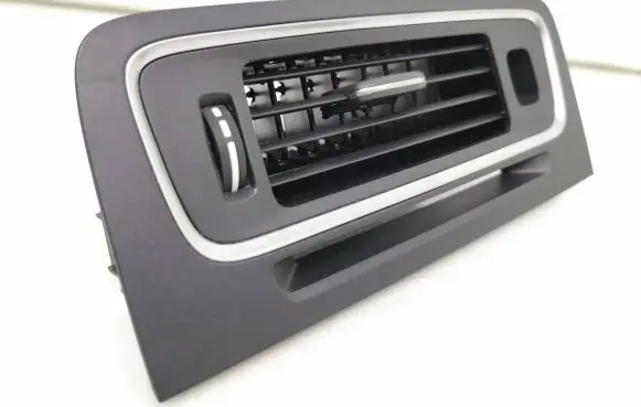 Volvo V60 Dash center air vent grill 30791699 7330000 8648740