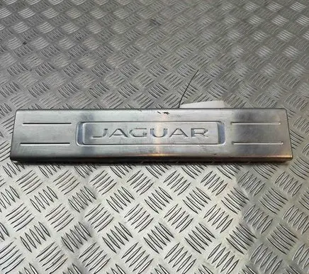 Jaguar XJ X351 (A) pillar trim AW9313201AE