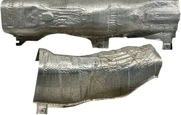 Toyota Prius (XW50) Exhaust heat shield 
