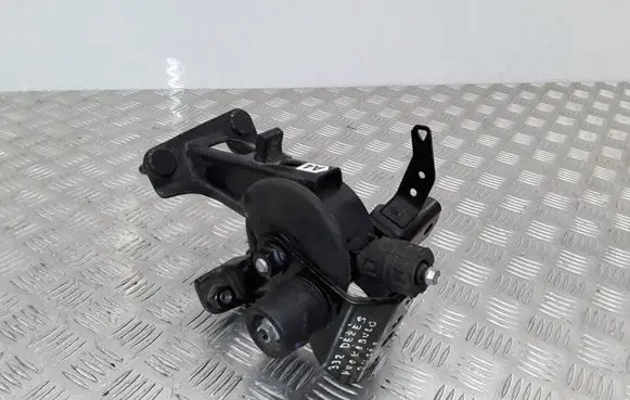 Toyota Auris E180 Gearbox mounting bracket