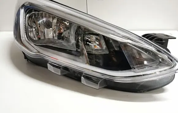 Ford Focus Headlight/headlamp JX7B13W029AE