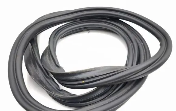 Mini F65 Trunk rubber seal (body) 