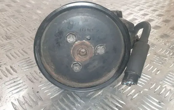 BMW 5 E60 E61 Power steering pump 678084804
