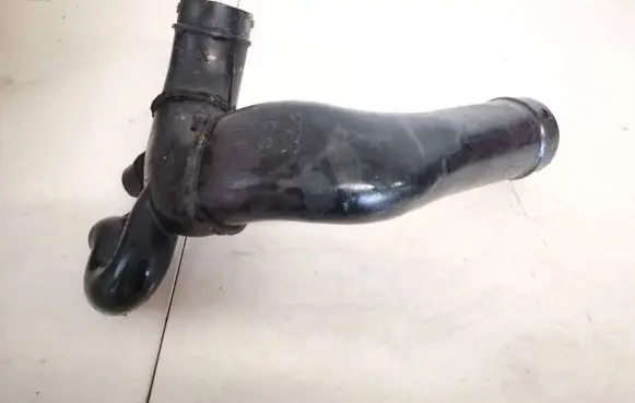 Honda Civic Air intake hose/pipe